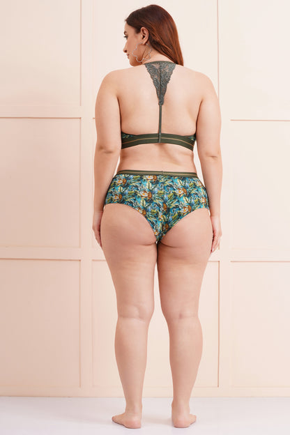 Wild Gaze Booty Short